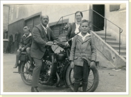 Max, Vater, Muttter, Walter Gisin 1932 Max, Vater, Muttter, Walter Gisin 1932