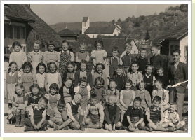 1953 mit Lehrer Lutz 1953 mit Lehrer Lutz